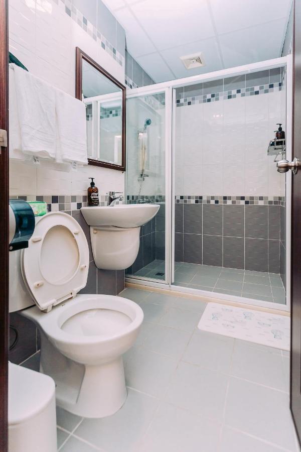 Light Luxury Apartment Apartment Taitung ภายนอก รูปภาพ